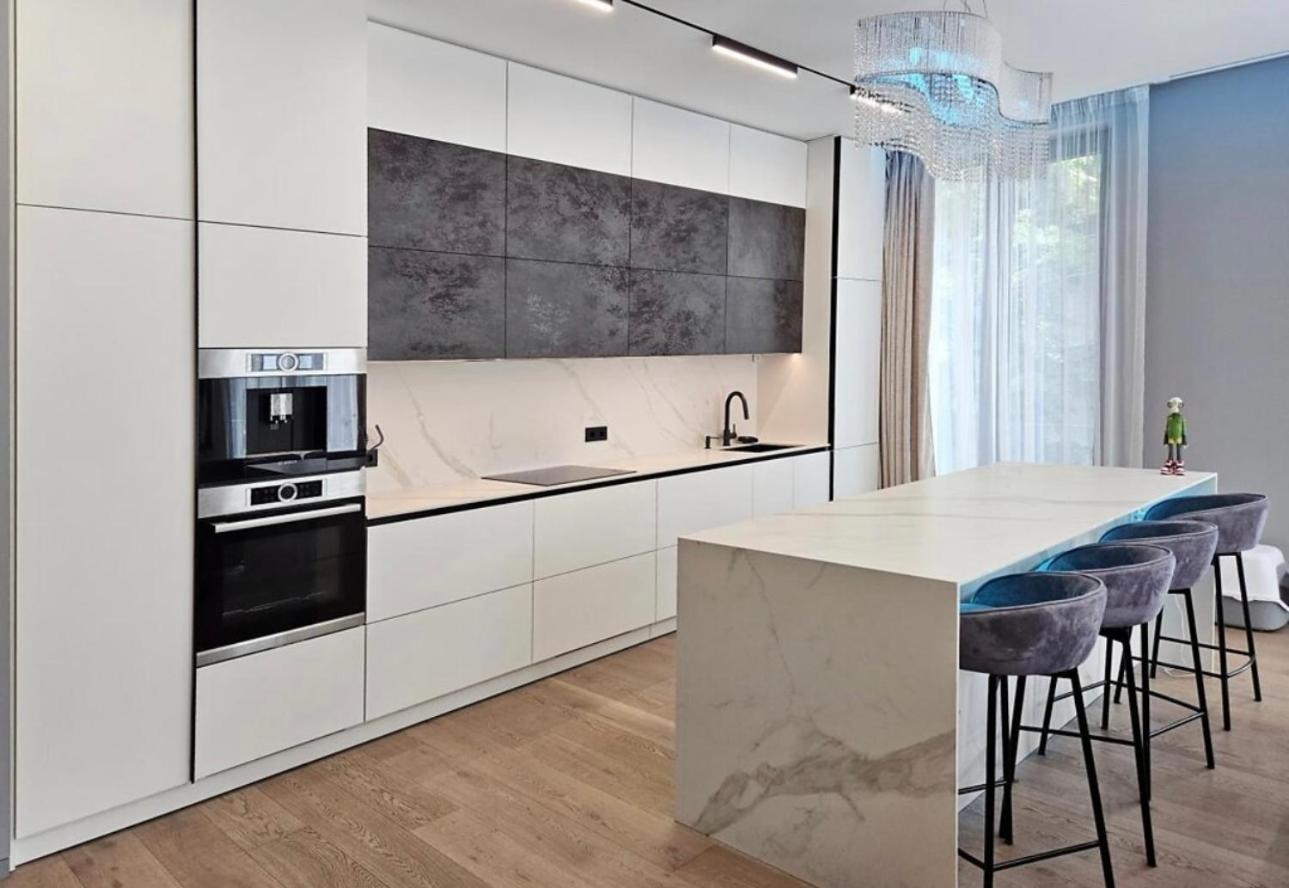 Great Apartment In Old City Warschau Buitenkant foto