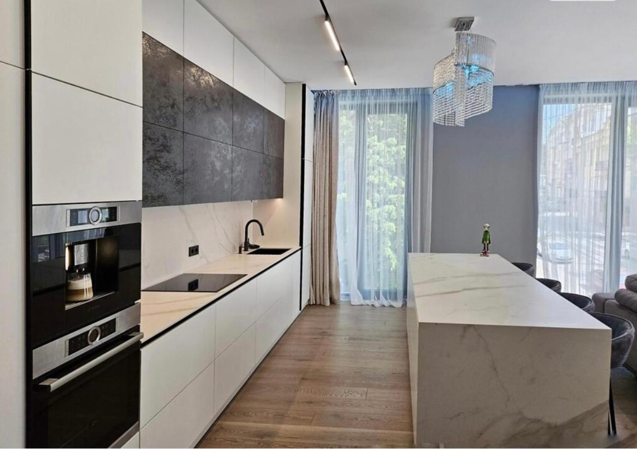 Great Apartment In Old City Warschau Buitenkant foto