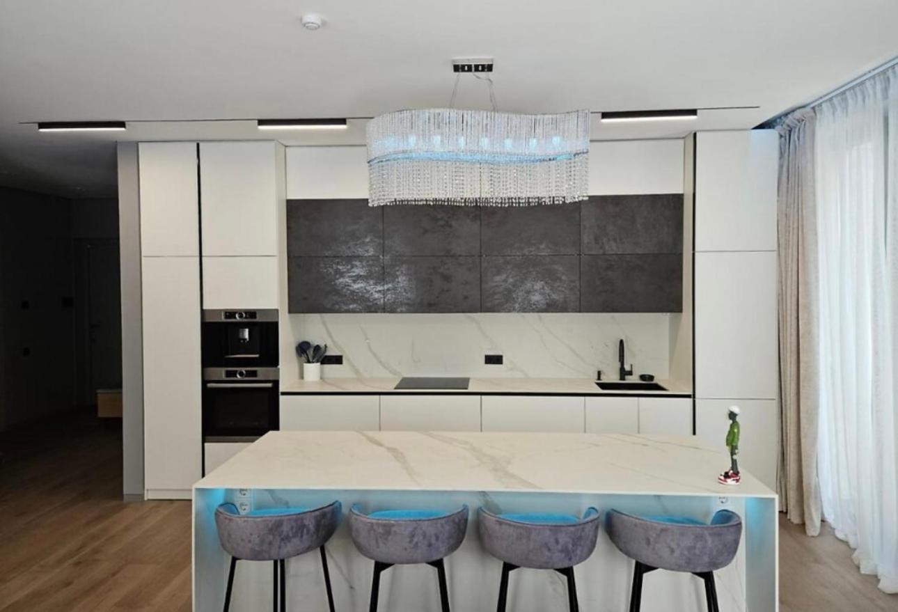 Great Apartment In Old City Warschau Buitenkant foto